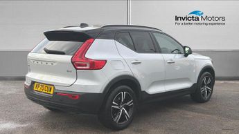Volvo XC40 2.0 B4P R DESIGN 5dr Auto