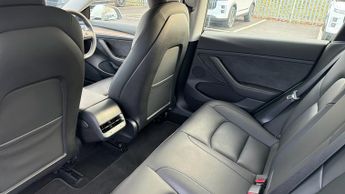 Tesla Model 3 Long Range AWD 4dr Auto