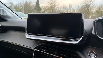 Peugeot 208 1.2 PureTech 130 Allure Premium + 5dr EAT8