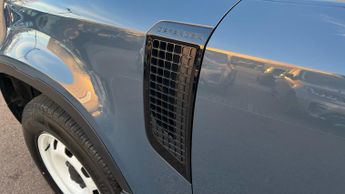 Land Rover Defender 3.0 D250 HSE 90 3dr Auto With Heated and Cooled Front Seats and 