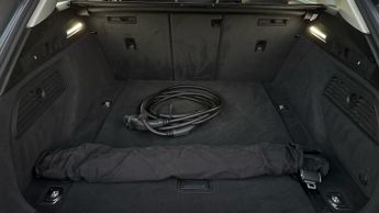 Audi e-Tron 230kW 50 Quattro 71kWh Technik 5dr Auto