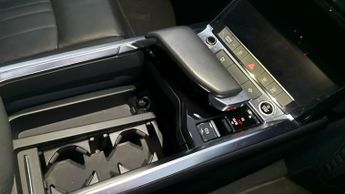 Audi e-Tron 230kW 50 Quattro 71kWh Technik 5dr Auto