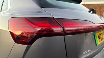Audi e-Tron 230kW 50 Quattro 71kWh Technik 5dr Auto