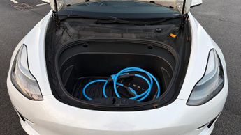 Tesla Model 3 Long Range AWD 4dr Auto