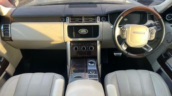 Land Rover Range Rover 3.0 TDV6 Autobiography 4dr Auto