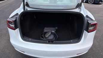 Tesla Model 3 Long Range AWD 4dr Auto