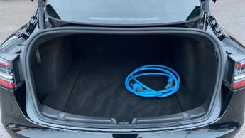 Tesla Model 3 RWD 4dr Auto