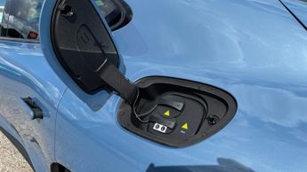 MG IM5 300kW Long Range 100kWh 5dr Auto