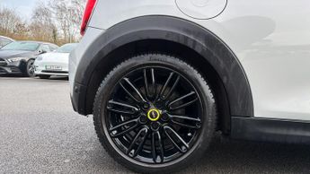 Mini Hatch 135kW Cooper S Level 2 33kWh 3dr Auto
