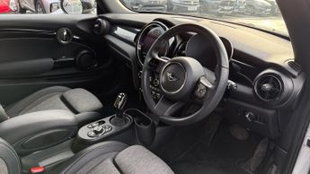 Mini Hatch 135kW Cooper S Level 2 33kWh 3dr Auto