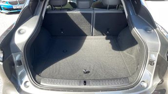 MG IM6 553kW Launch Edition 100kWh 5dr AWD Auto