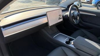 Tesla Model 3 Long Range AWD 4dr Auto