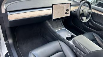 Tesla Model 3 Long Range AWD 4dr Auto