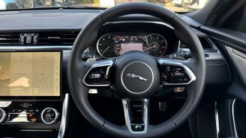 Jaguar XF 2.0 P250 R-Dynamic SE 4dr Auto