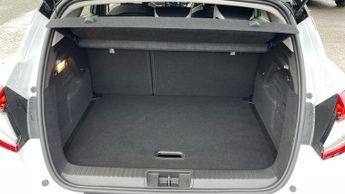 Renault Captur 1.6 E-Tech full hybrid 145 Techno 5dr Auto