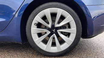 Tesla Model 3 Long Range AWD 4dr Auto