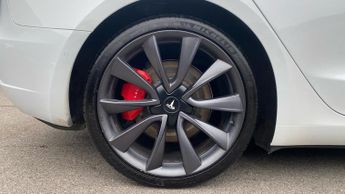 Tesla Model 3 Performance AWD 4dr (Performance Upgrade) Auto