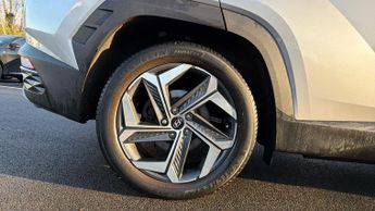 Hyundai Tucson 1.6 TGDi Plug-in Hybrid Ultimate 5dr 4WD Auto