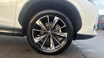 MG HS 1.5 T-GDI Trophy 5dr DCT