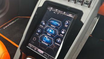 Lamborghini Huracan 5.2 V10 610 2dr Evo Spyder  Auto RWD