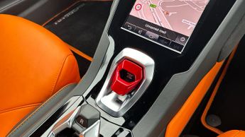 Lamborghini Huracan 5.2 V10 610 2dr Evo Spyder  Auto RWD