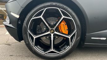 Lamborghini Huracan 5.2 V10 610 2dr Evo Spyder  Auto RWD