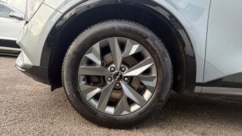 Kia Sportage 1.6T GDi HEV GT-Line S 5dr Auto