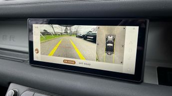 Land Rover Defender 3.0 D250 Hard Top With Heated Seats and 3D Surround Camera