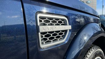 Land Rover Discovery 3.0 SDV6 HSE 5dr Auto With Heated Front and Rear Seats and Slidi