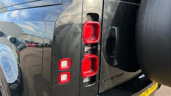 Land Rover Defender 3.0 D250 X-Dynamic HSE 90 3dr Auto With Climate Front Seats and 