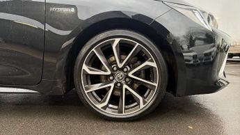 Toyota Corolla 2.0 VVT-i Hybrid Excel 5dr CVT
