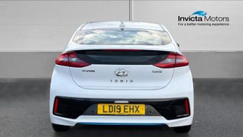 Hyundai Ioniq 1.6 GDi Hybrid Premium 5dr DCT