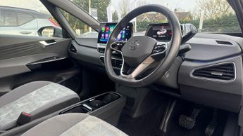 Volkswagen ID3 150kW Life Pro Performance 58kWh 5dr Auto with 1 Owner  Carplay 