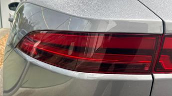 Jaguar E-PACE 1.5 P300e R-Dynamic SE Black 5dr Auto