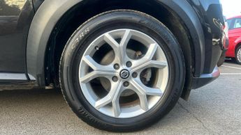 Nissan Juke 1.0 DiG-T N-Connecta 5dr DCT