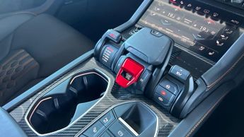 Lamborghini Urus SE 4.0T V8 800 PHEV SE 5dr Auto