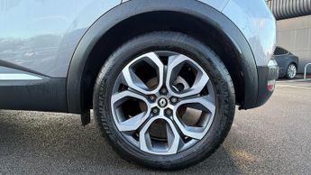 Renault Captur 1.6 E-Tech full hybrid 145 Techno 5dr Auto