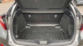 Toyota CHR 1.8 Hybrid Design 5dr CVT