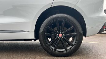 Jaguar F-PACE 2.0d (180) Chequered Flag 5dr Auto AWD