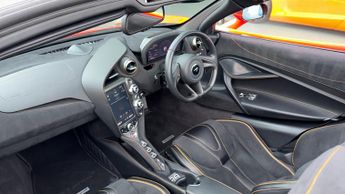 McLaren 720S Spider V8 2dr SSG Auto