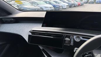 Peugeot 3008 1.2 Hybrid 136 Allure 5dr e-DSC6