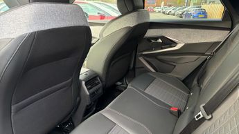 Peugeot 3008 1.2 Hybrid 136 Allure 5dr e-DSC6