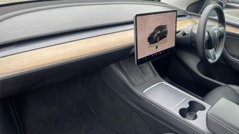 Tesla Model Y Long Range AWD 5dr Auto