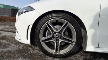 Mercedes-Benz A-Class A180 AMG Line Auto (Navigation)(Rear Parking Camera)(Cruise Cont