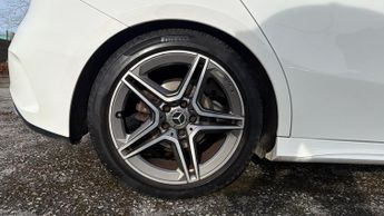 Mercedes-Benz A-Class A180 AMG Line Auto (Navigation)(Rear Parking Camera)(Cruise Cont