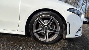 Mercedes-Benz A-Class A180 AMG Line Auto (Navigation)(Rear Parking Camera)(Cruise Cont