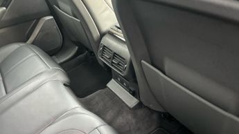 Land Rover Range Rover Velar 2.0 D200 MHEV Dynamic HSE 5dr Auto