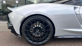 McLaren GT V8 2dr SSG Auto