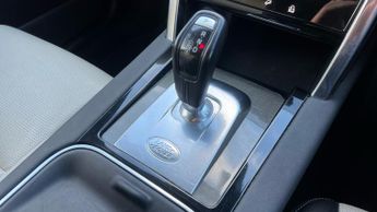 Land Rover Discovery Sport 2.0 D180 R-Dynamic SE 5dr Auto With Fixed Panoramic Roof and Key