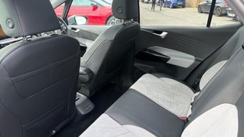 Volkswagen ID3 107KW Family Pro 58kWh 5dr Auto